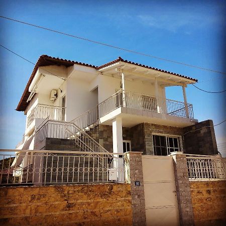 La Vita Apartments-Near Airport & Sea Artemida  Dış mekan fotoğraf