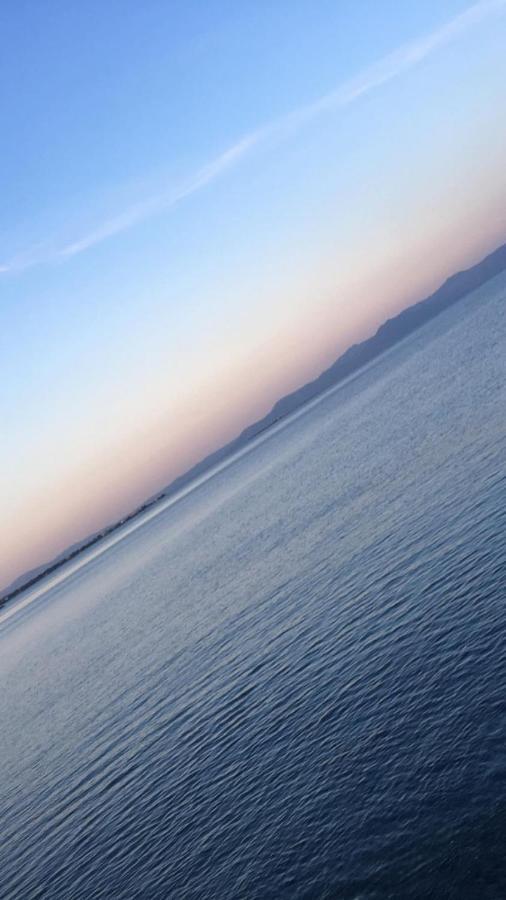 La Vita Apartments-Near Airport & Sea Artemida  Dış mekan fotoğraf