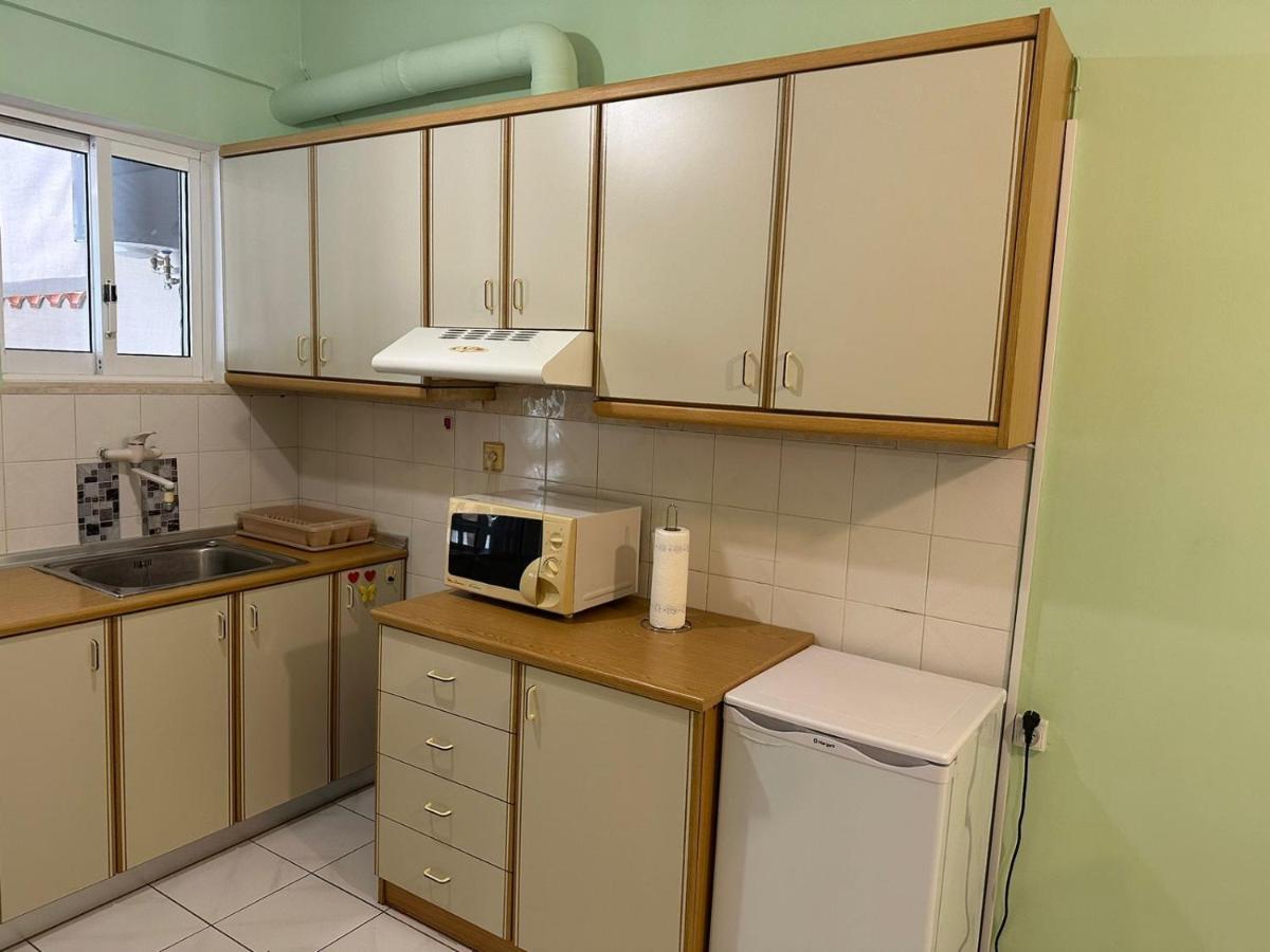 La Vita Apartments-Near Airport & Sea Artemida  Dış mekan fotoğraf