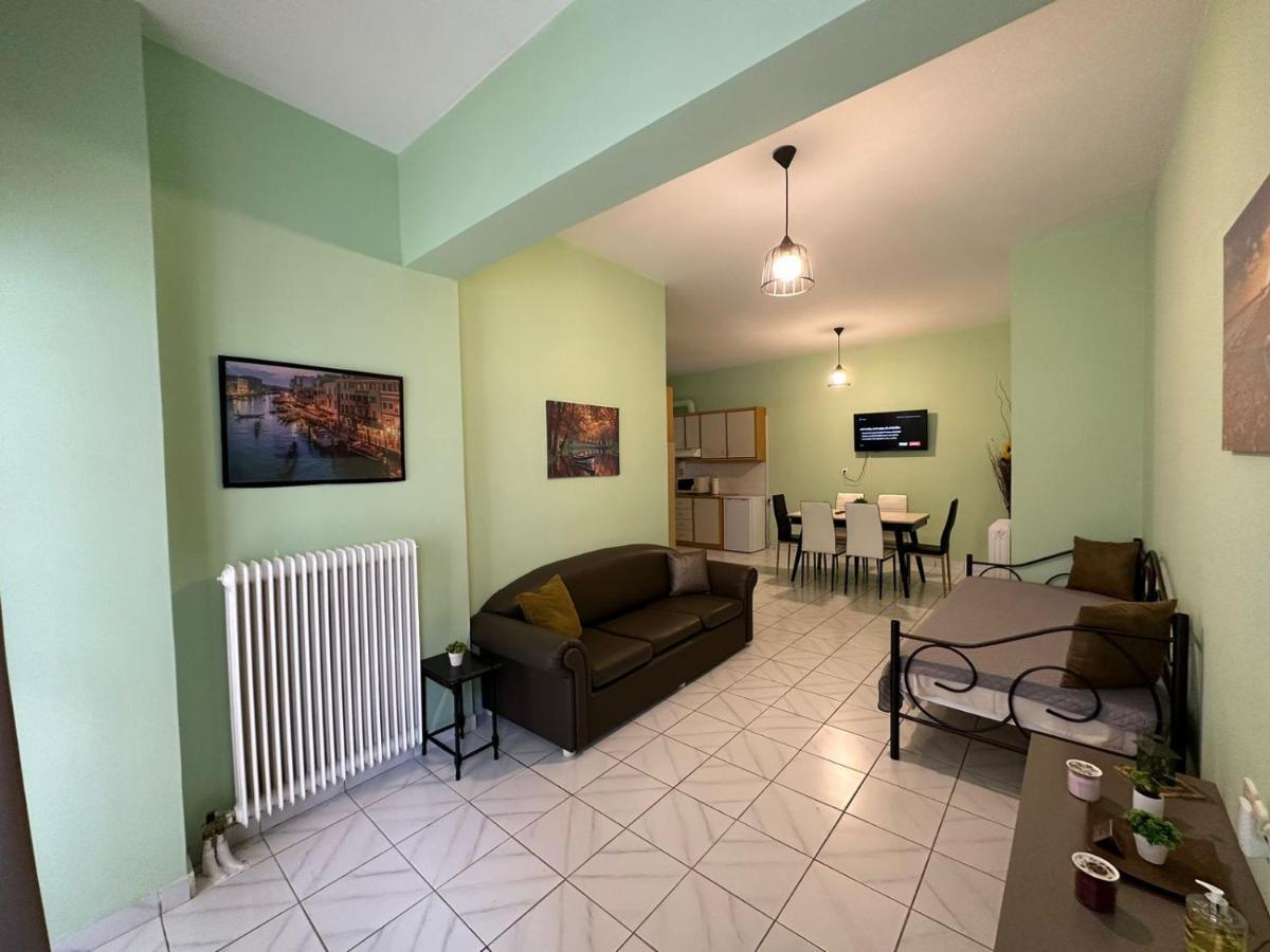 La Vita Apartments-Near Airport & Sea Artemida  Dış mekan fotoğraf