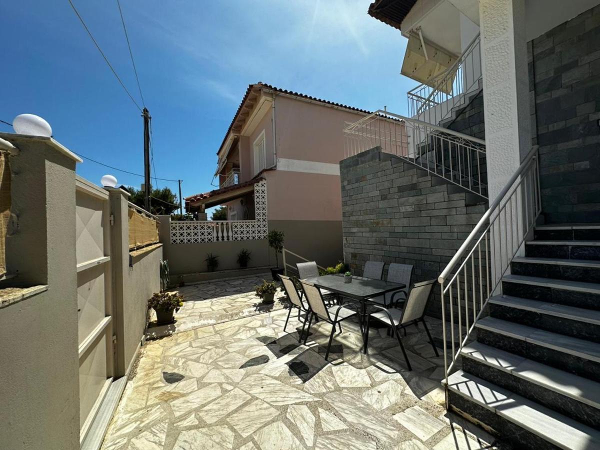 La Vita Apartments-Near Airport & Sea Artemida  Dış mekan fotoğraf