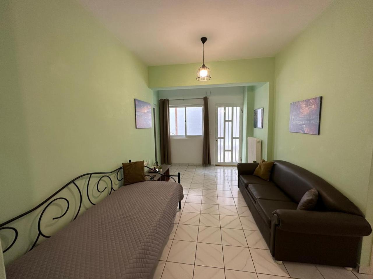 La Vita Apartments-Near Airport & Sea Artemida  Oda fotoğraf