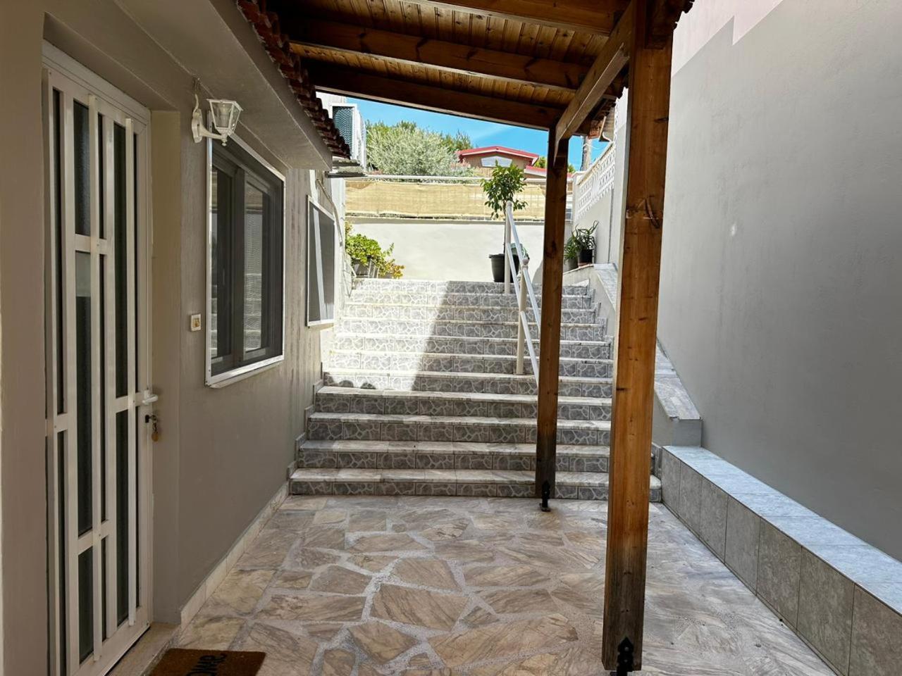 La Vita Apartments-Near Airport & Sea Artemida  Oda fotoğraf