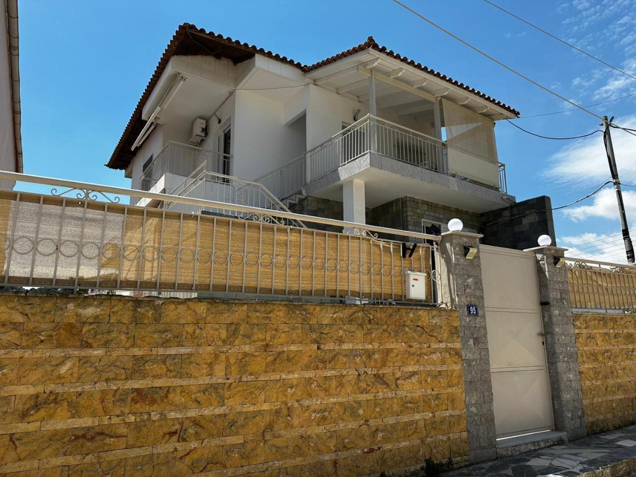 La Vita Apartments-Near Airport & Sea Artemida  Oda fotoğraf